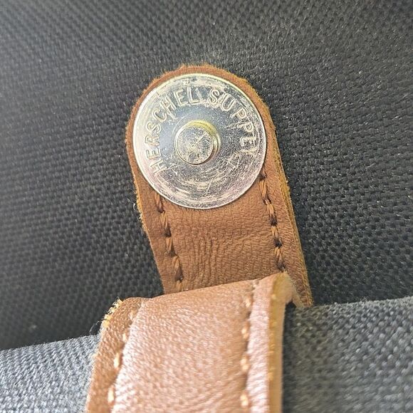 Herschel Little America Laptop Backpack, Black/Tan Synthetic Leather Classic 25 - Picture 5 of 16